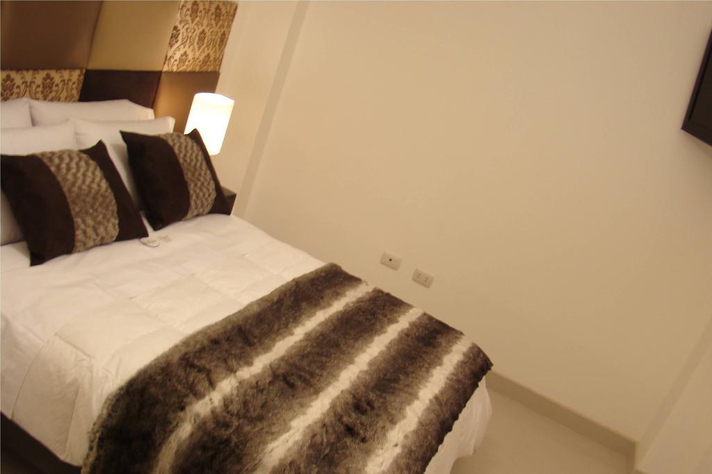 Hostal Media Luna تروخيو المظهر الخارجي الصورة