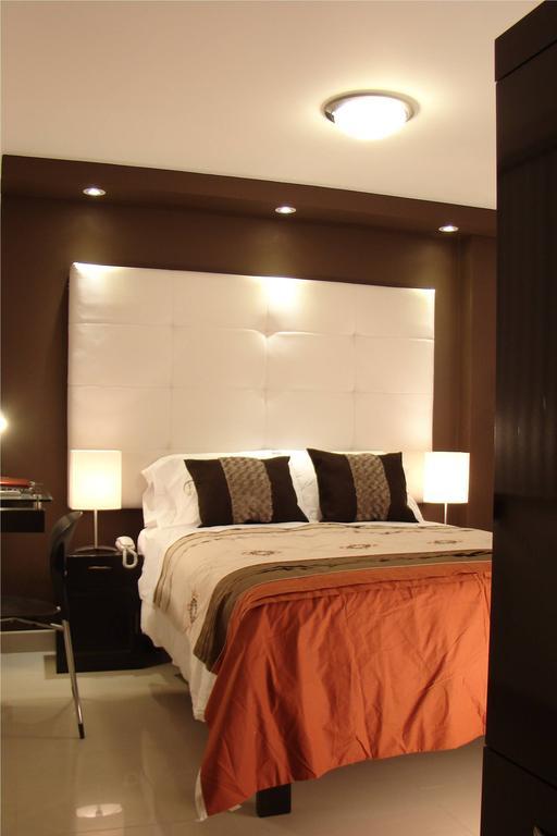 Hostal Media Luna تروخيو المظهر الخارجي الصورة