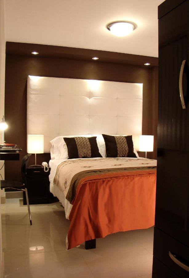Hostal Media Luna تروخيو المظهر الخارجي الصورة